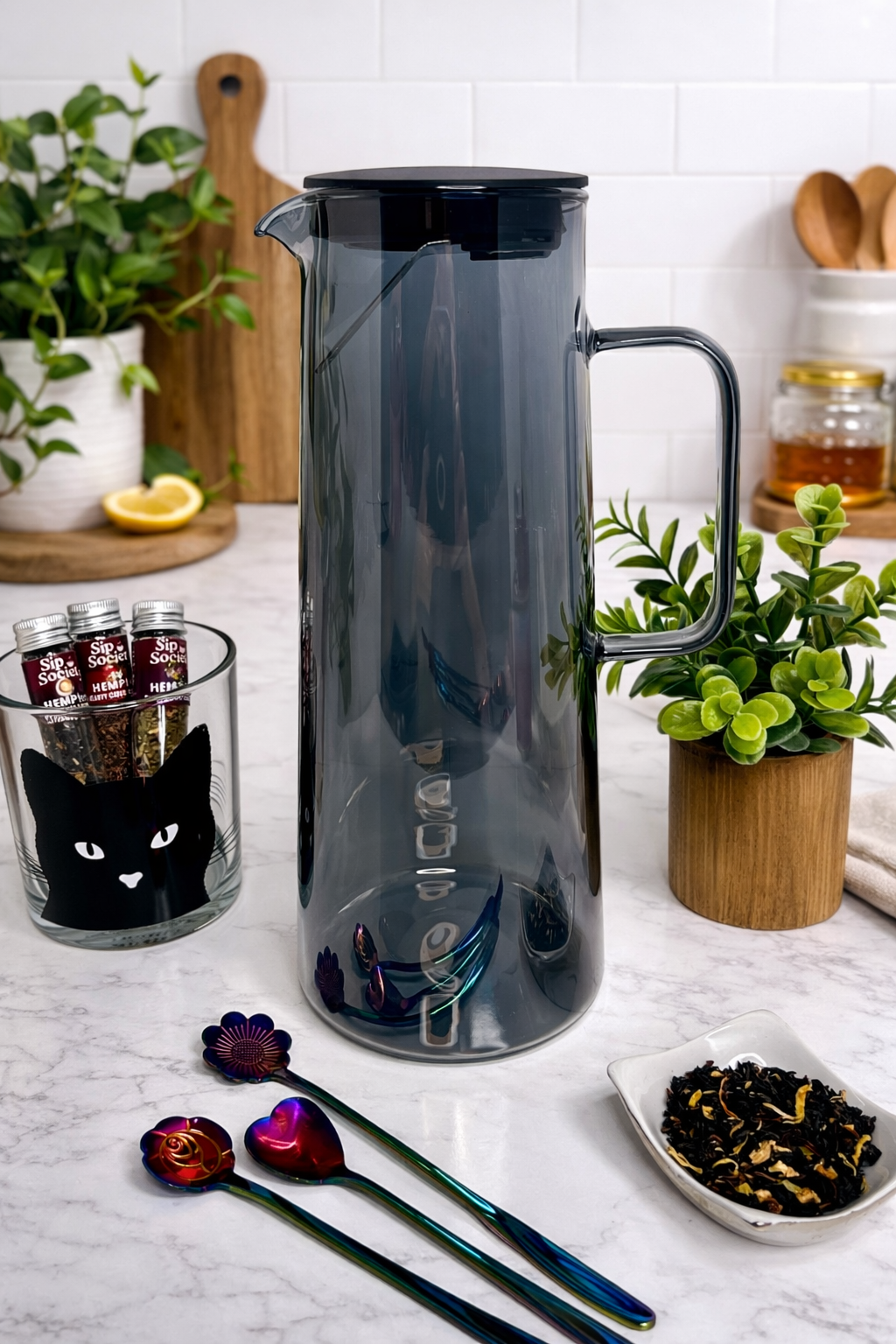 The Crystal Pour Ice Tea Pitcher - Image 3